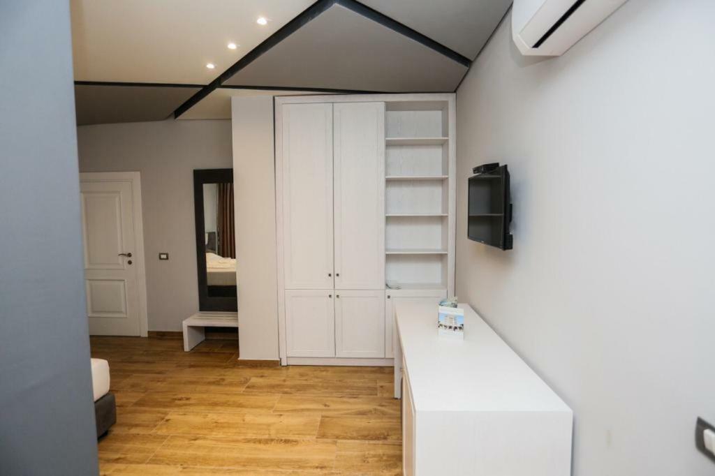 Lubjana Hotel Durres Ngoại thất bức ảnh